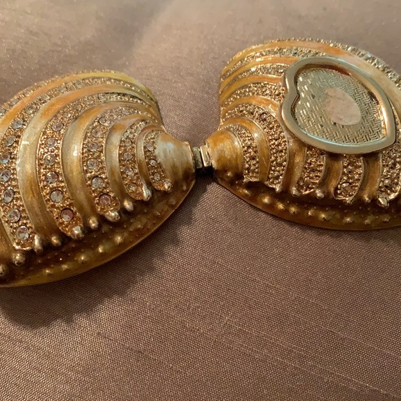 Shell Trinket Box - Picture 3 of 5